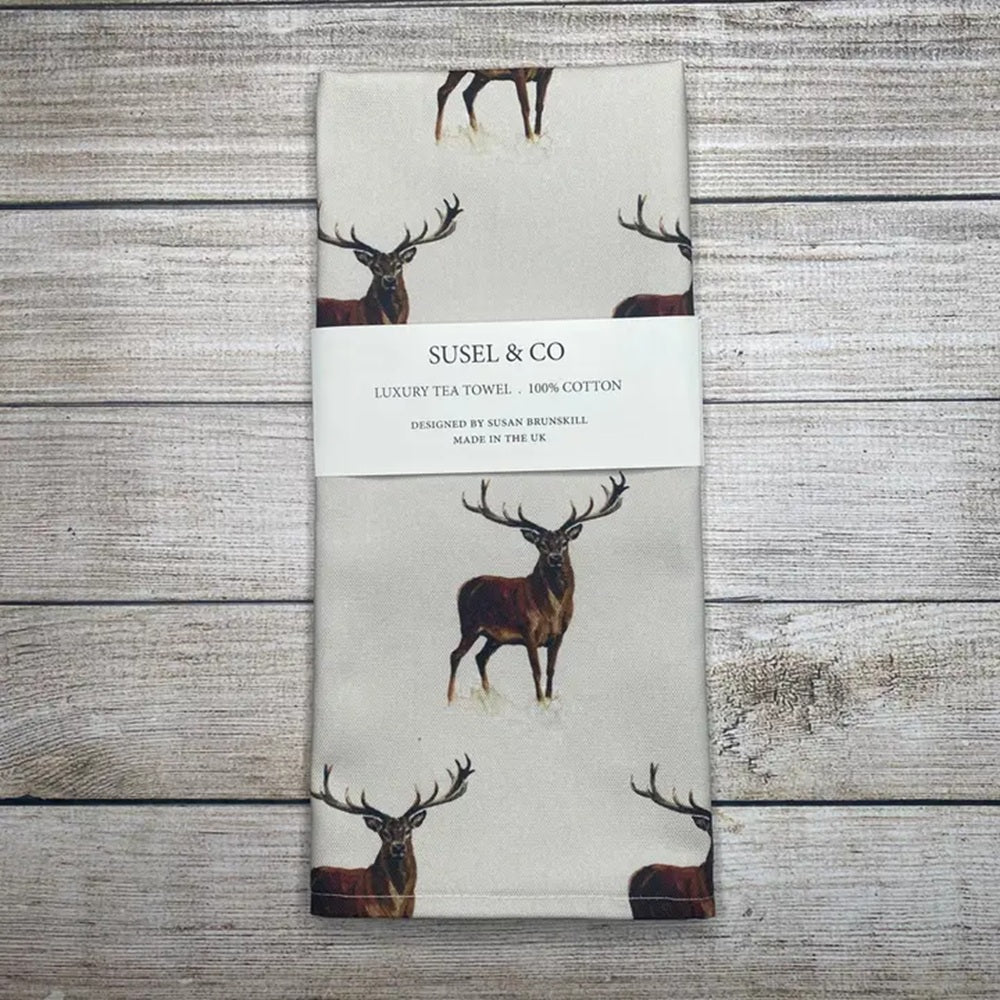 Red Deer - Luxury Tea Towel-Gamefish