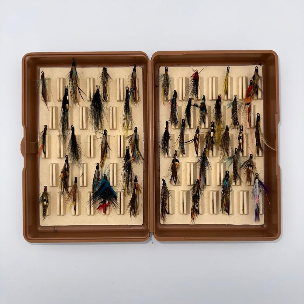 43 Single Salmon Flies in box-Gamefish